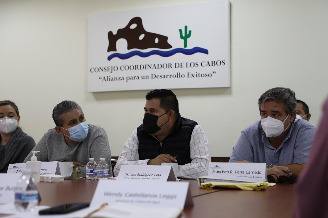 Presentan avances de planta desalinizadora