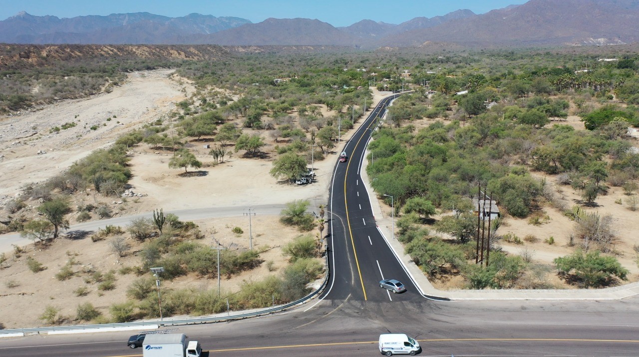 Entregan obra de reencarpetado del bulevar de Caduaño