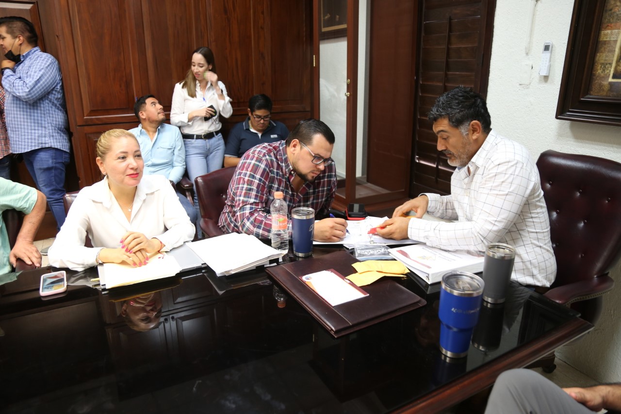 Efectúan la entrega-recepción de la Tesorería de Los Cabos