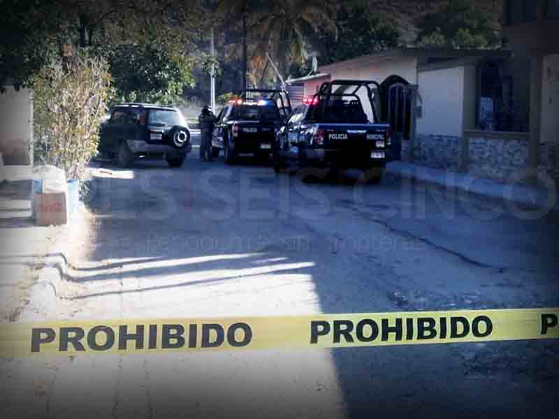 Civiles encapuchados privan de su libertad a varón