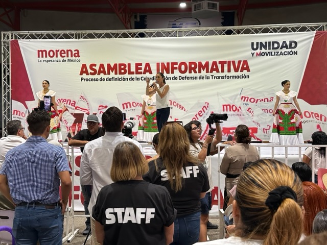 Servidores Públicos de La Paz “Staff y simpatizantes” en Asamblea Informativa de Claudia Sheinbaum