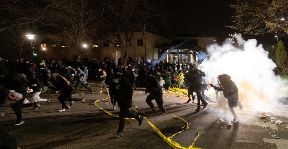 Protestan en Minneapolis por muerte de afroamericano a manos de la policía